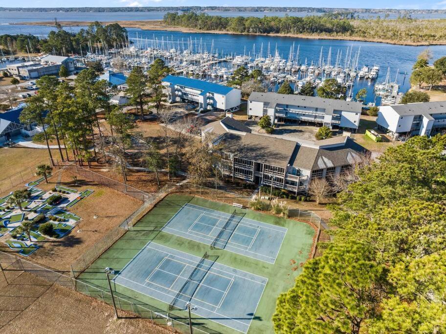 Harbourside Hideaway Apartment New Bern Exterior photo